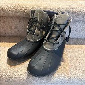 Sperry Women's Black and Gray Winter Boots
